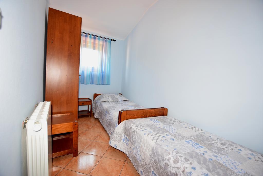Apartments Petra Banjole Exterior photo